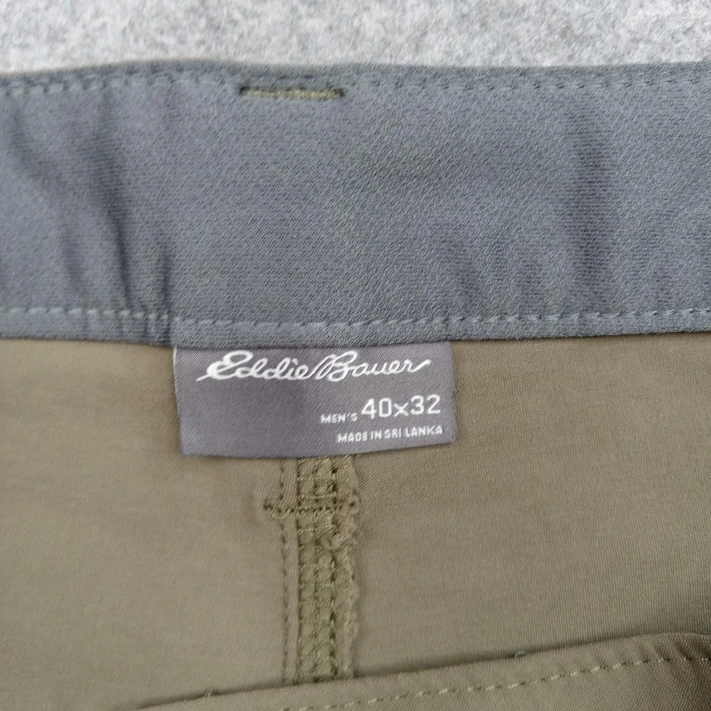 Eddie‎ Bauer Pants Mens 40x32 Tan Nylon Hiking Outdoor Stretch Zip Pocket